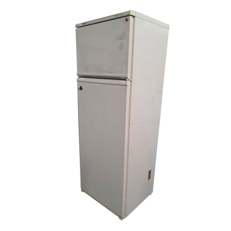 Indesit Fridge 330L
